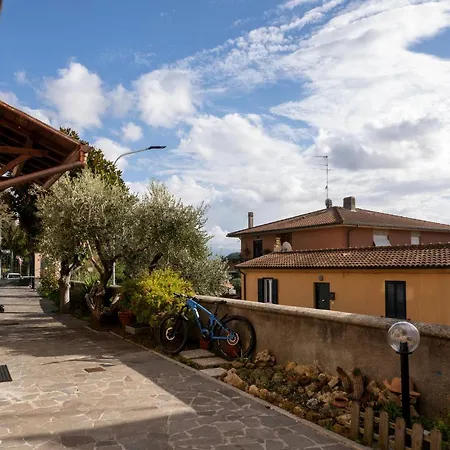 Petali Di Toscana 住宿加早餐酒店 Nugola